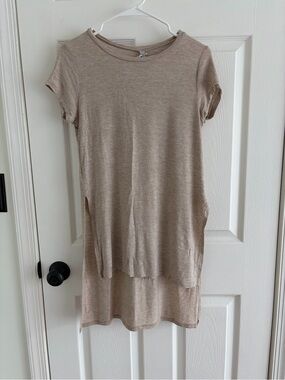 J.O & Co Beige Crewneck High/Low Tee